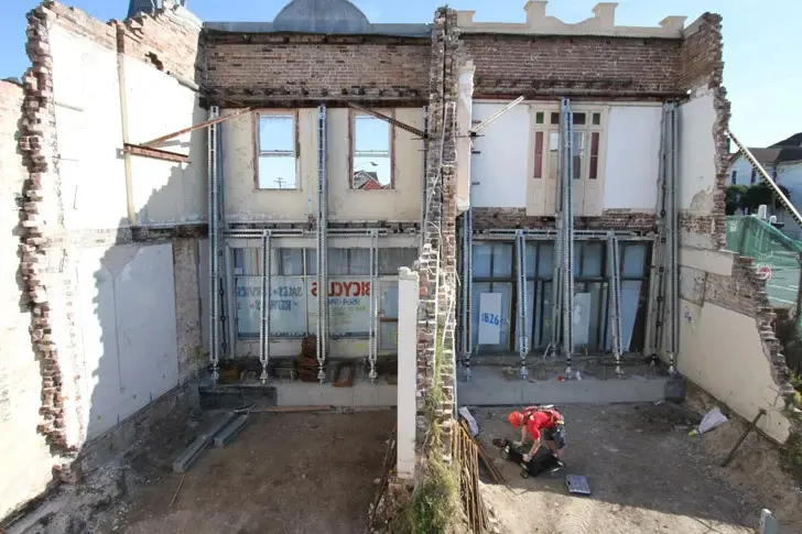 Raking Props for Facade Retention – Sydney