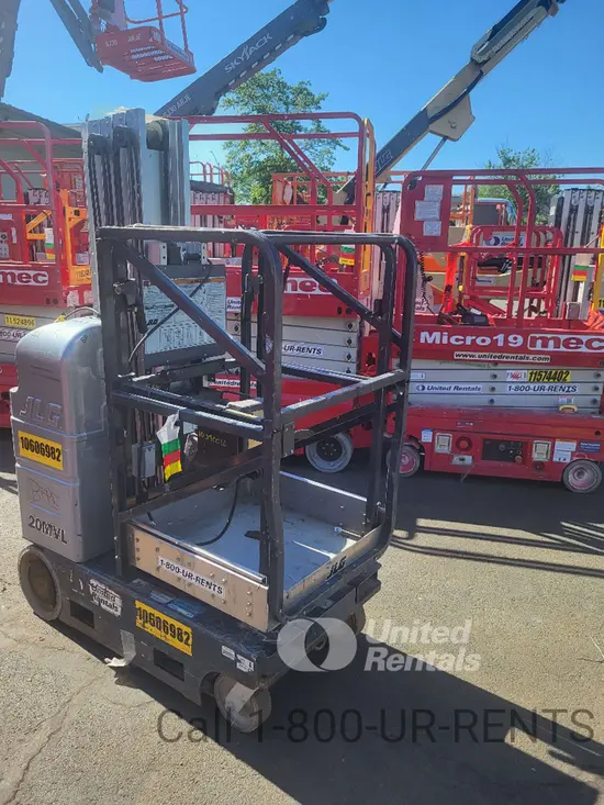 2017 JLG 20MVL Self-Propelled One-Person Lift