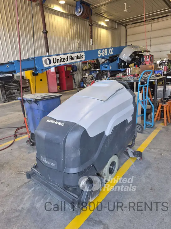 2022 Clarke SC901 X32C Scrubber