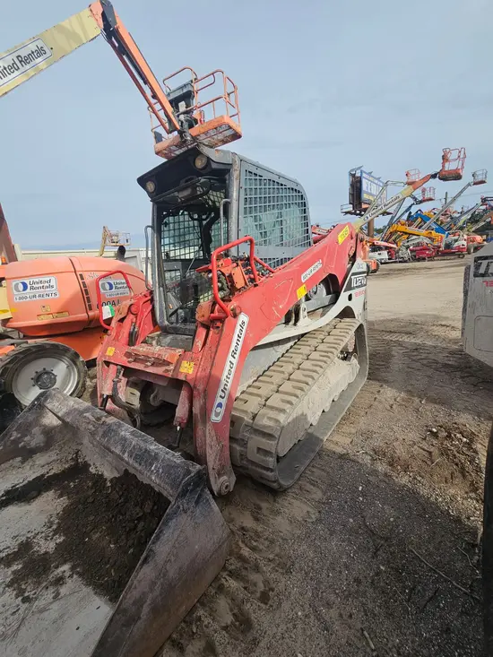 2021 Takeuchi TL12V2-CR Track Loader