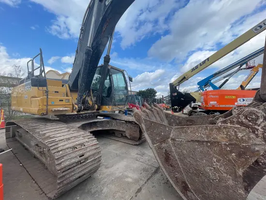 2019 John Deere 350G LC Excavator