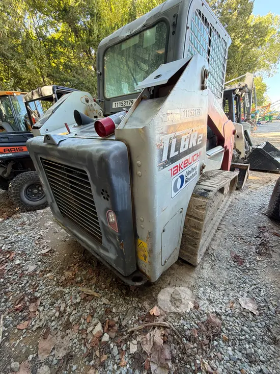 2021 Takeuchi TL8R2-CR Track Loader