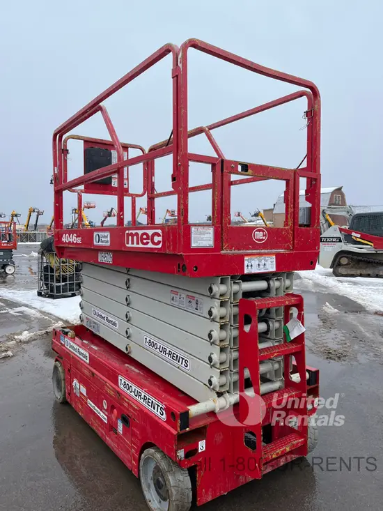 2017 MEC 4046SE Scissor Lift