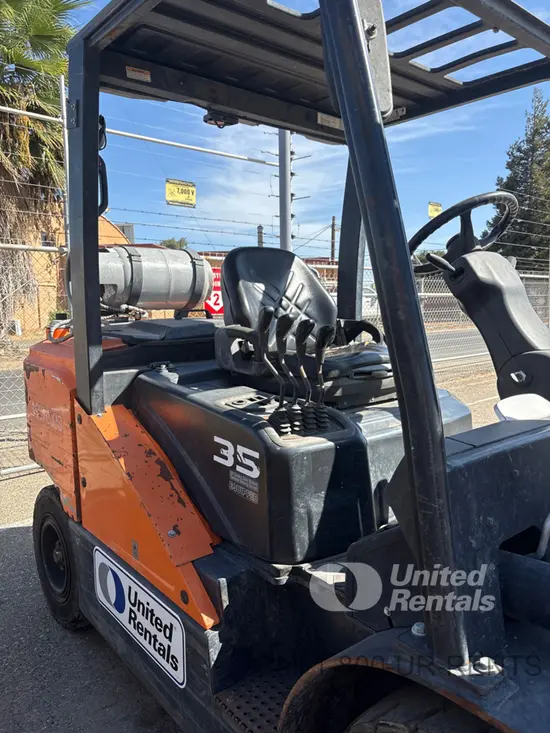 2019 Doosan G35S-7DF Warehouse Forklift