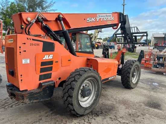 2018 SKYTRAK 10054 Forklift