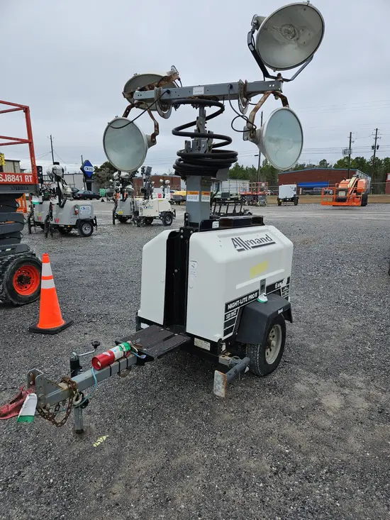 2017 Allmand NIGHT-LITE PRO Portable Light Tower