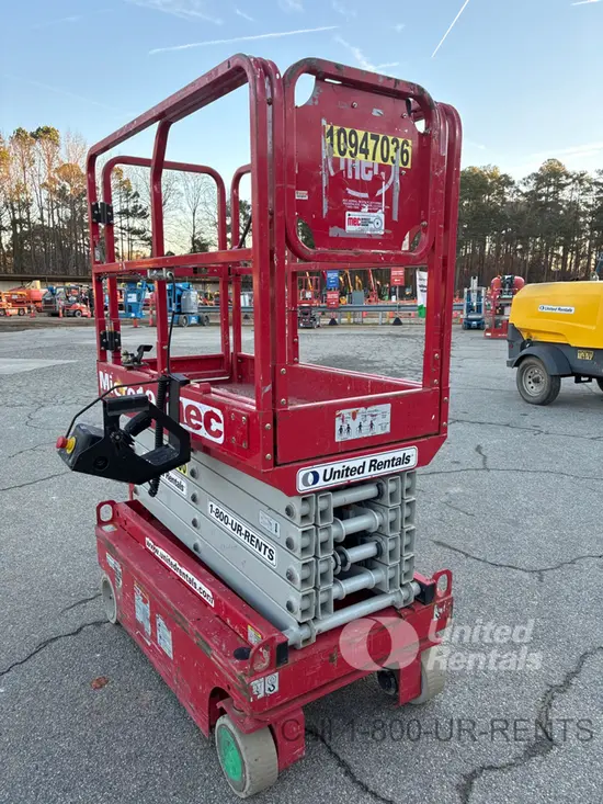 2019 MEC MICRO 19 Scissor Lift