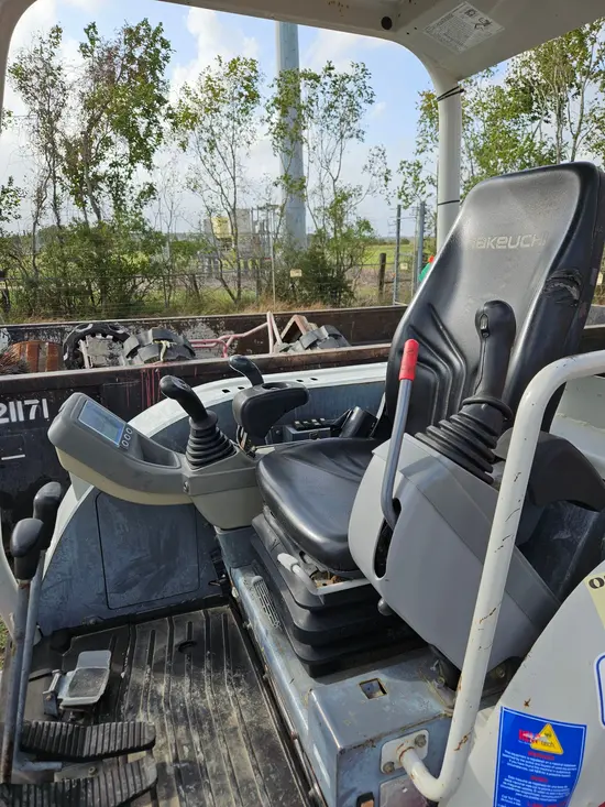 2019 Takeuchi TB235-2R Mini Excavator
