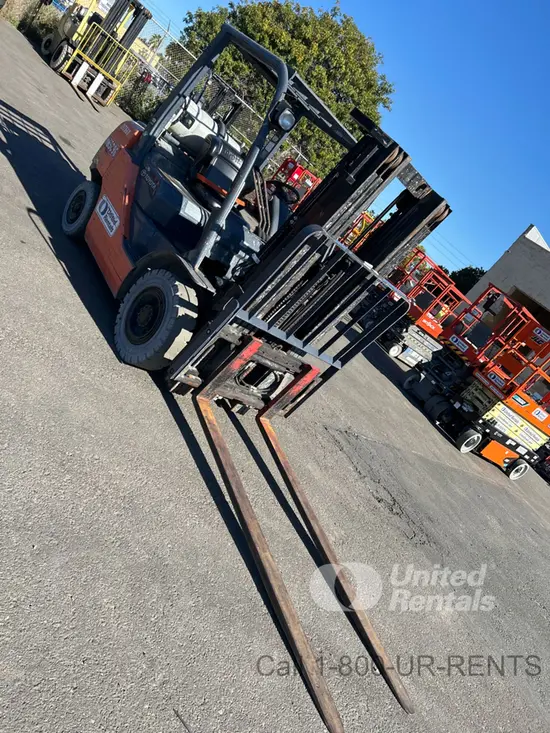 2018 Toyota 8FGU25 Warehouse Forklift