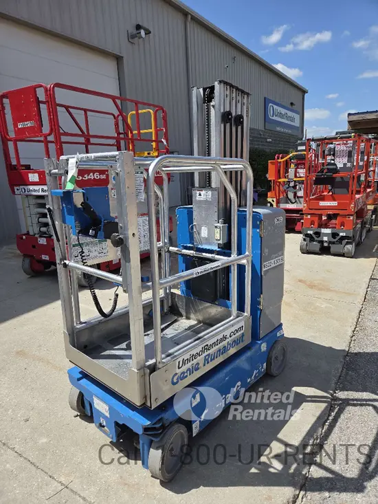 2018 Genie GR-20 Self-Propelled One-Person Lift