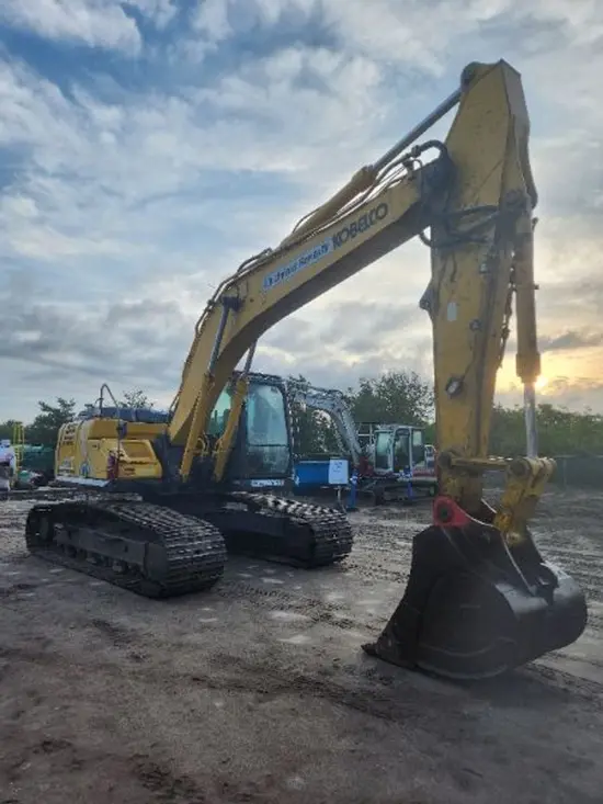 2019 Kobelco SK210LC-10 Excavator