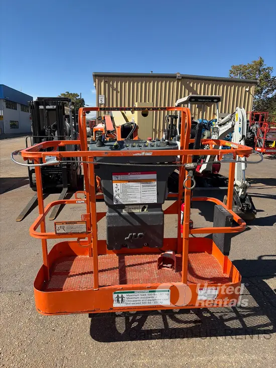 2016 JLG E450AJ Articulating Boom Lift