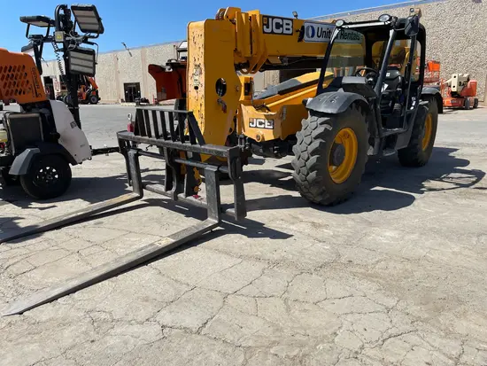 2018 JCB 507-42 Forklift