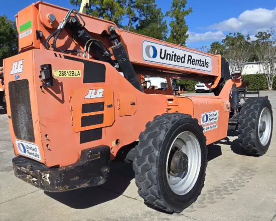 2016 SKYTRAK 8042 Forklift