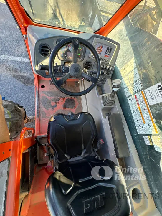 2019 JLG 1055 Forklift