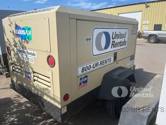 2020 Doosan P425/HP375EXT4I Air Compressor