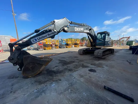 2019 John Deere 210G LC Excavator