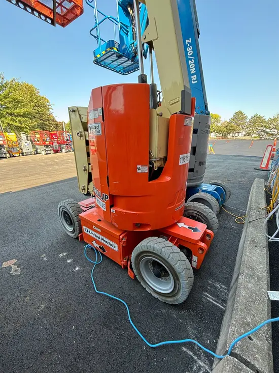 2017 JLG E300AJP Articulating Boom Lift
