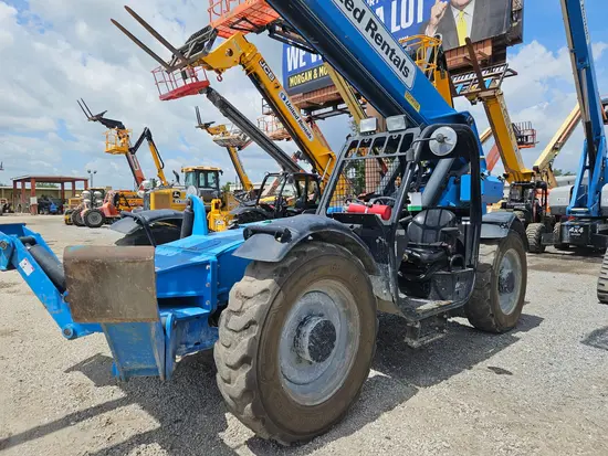 2017 Genie GTH-1056 Forklift