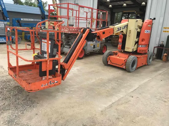 2013 JLG E300AJP Articulating Boom Lift