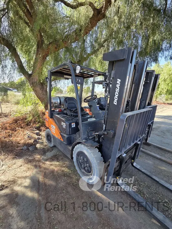 2022 Doosan G25P-7DF Warehouse Forklift