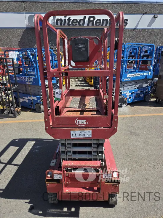 2019 MEC MICRO 19 Scissor Lift