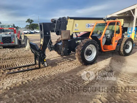 2018 JLG 1055 Forklift