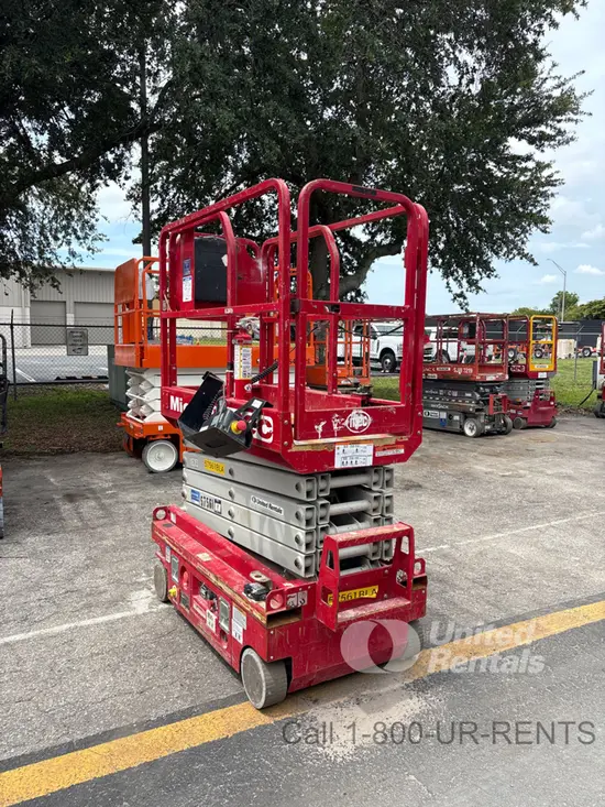 2018 MEC MICRO 19 Scissor Lift