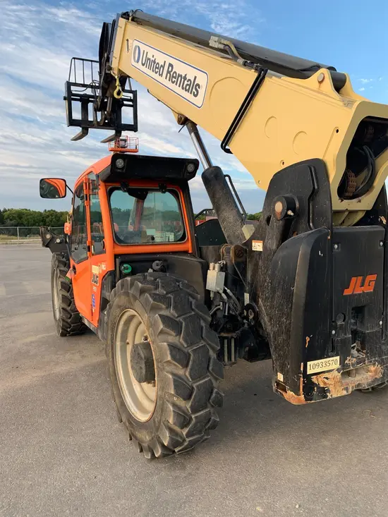 2019 JLG 1255 Forklift