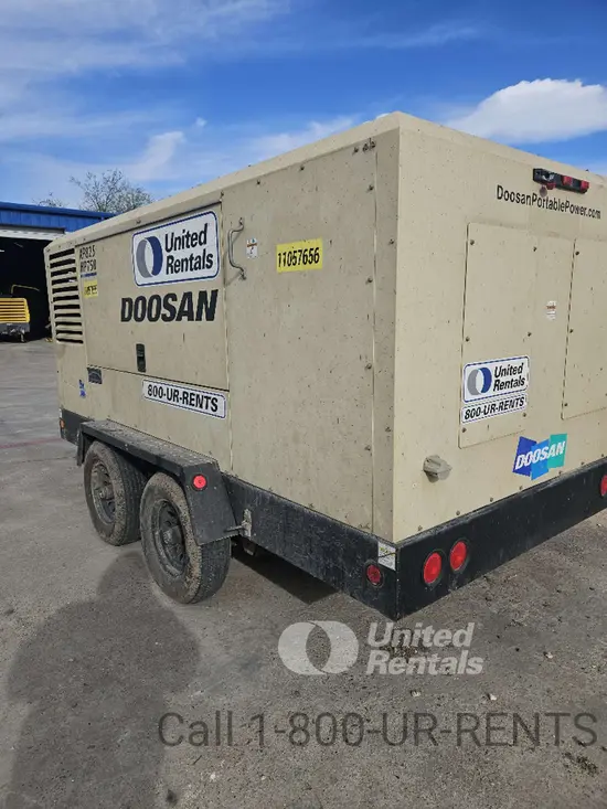 2020 Doosan XP825/HP750WCU Air Compressor