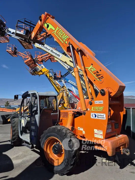 2019 XTREME XR742 Forklift