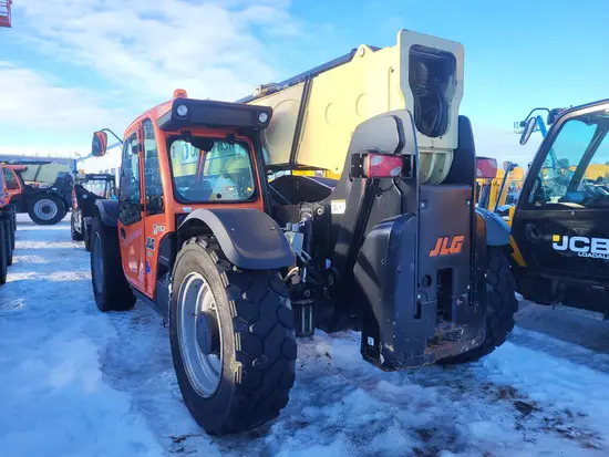 2018 JLG 1055 Forklift