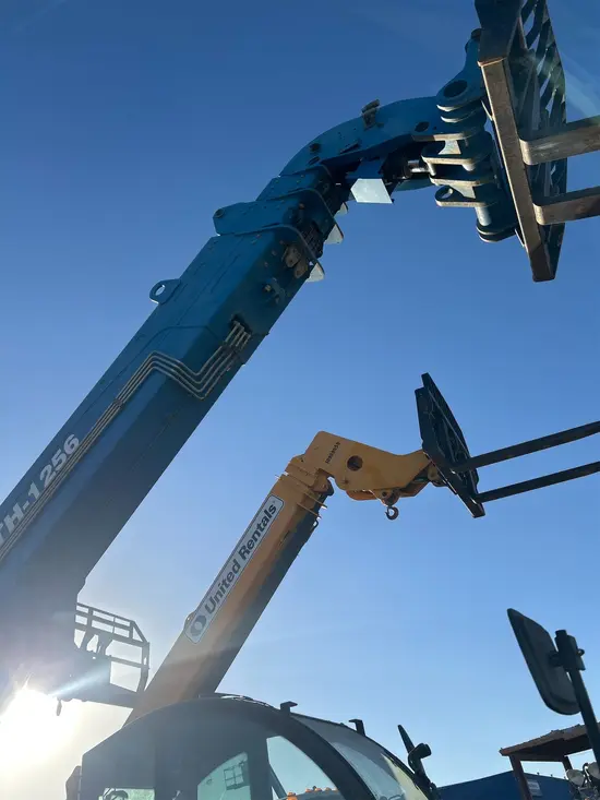 2018 Genie GTH-1256 Forklift