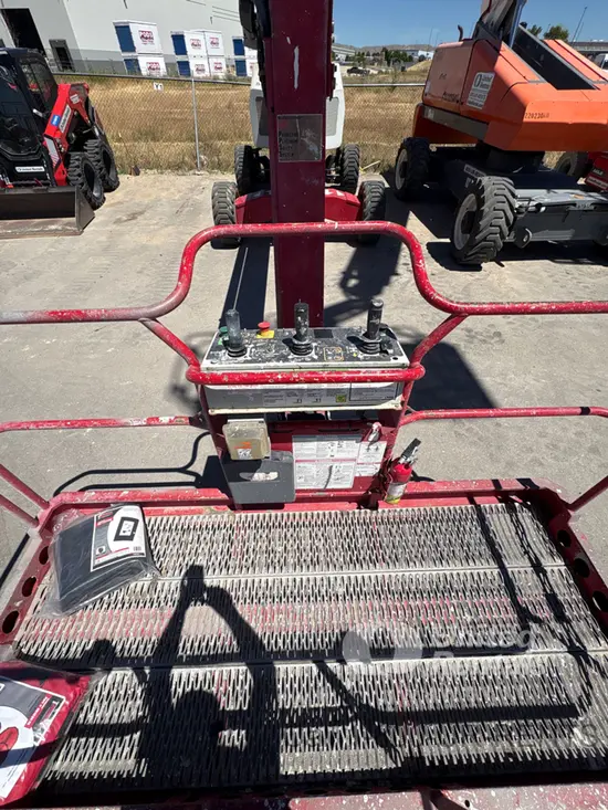 2018 MEC 60J-D Boom Lift