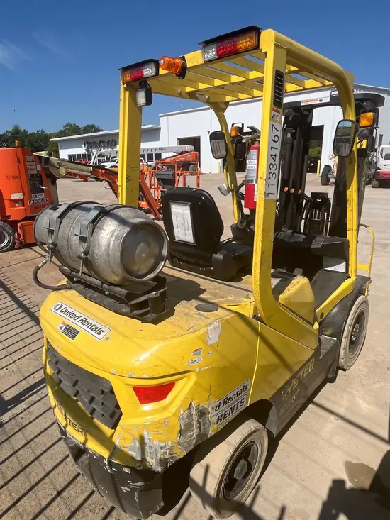 2022 HYSTER H50UT Warehouse Forklift