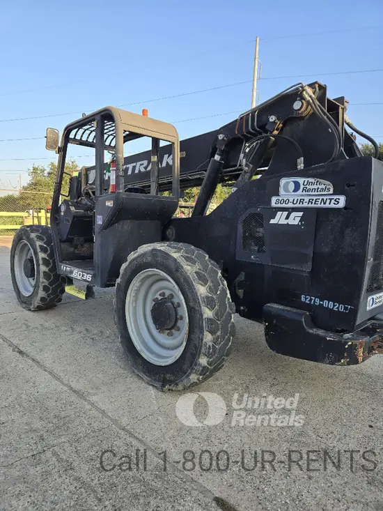2018 SKYTRAK 6036 Forklift