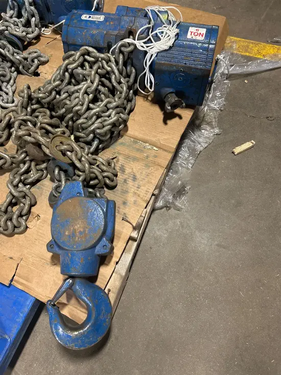 2012 JD NEUHAUS PROFI 3T 6T Hoist