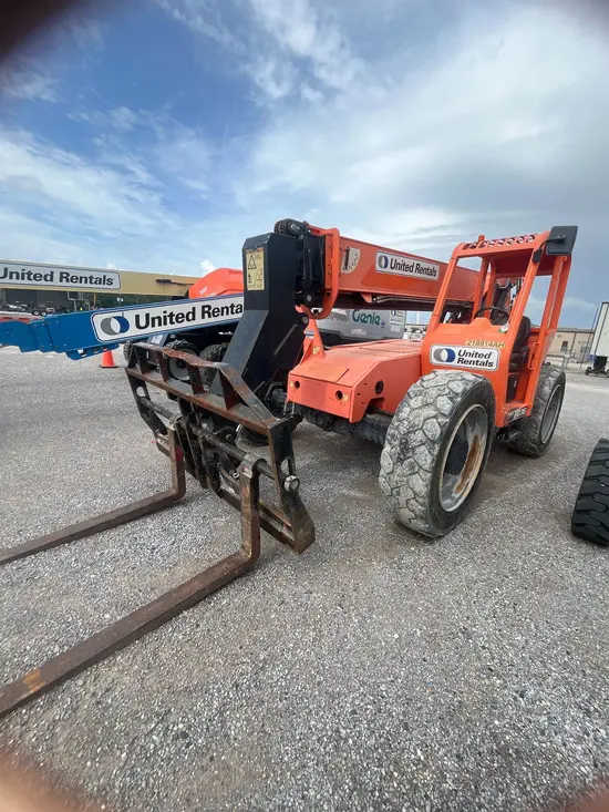 2018 SKYTRAK 6036 Forklift