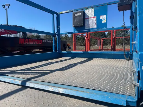 2017 Genie GS-4390 RT Rough Terrain Scissor Lift