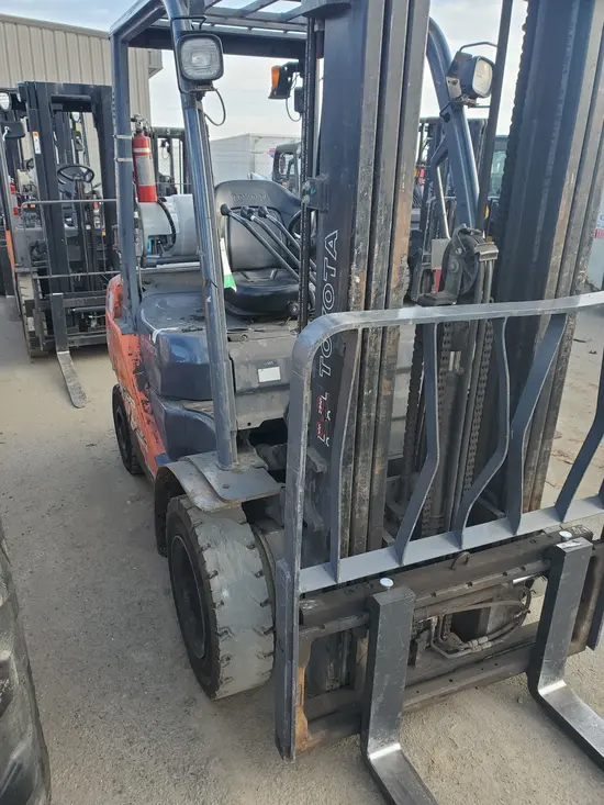 2019 Toyota 8FGU25 Warehouse Forklift