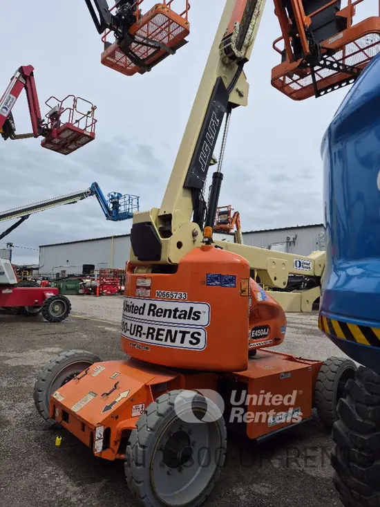 2017 JLG E450AJ Articulating Boom Lift