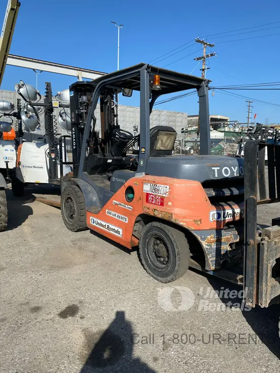 2019 Toyota 8FD35U Warehouse Forklift