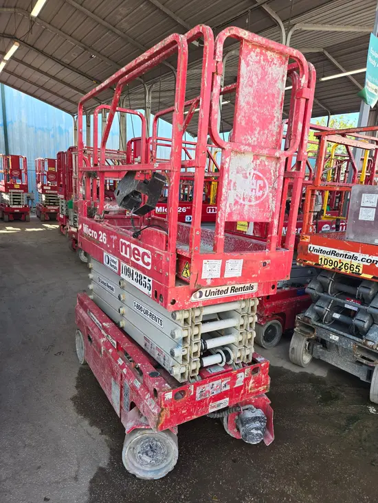 2019 MEC MICRO 26 Scissor Lift