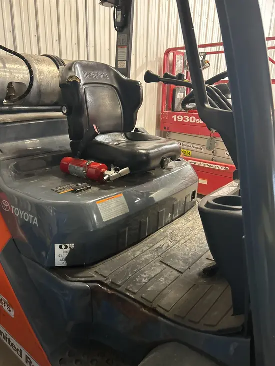 2018 Toyota 8FG35U Warehouse Forklift