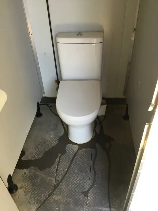 toilet 3