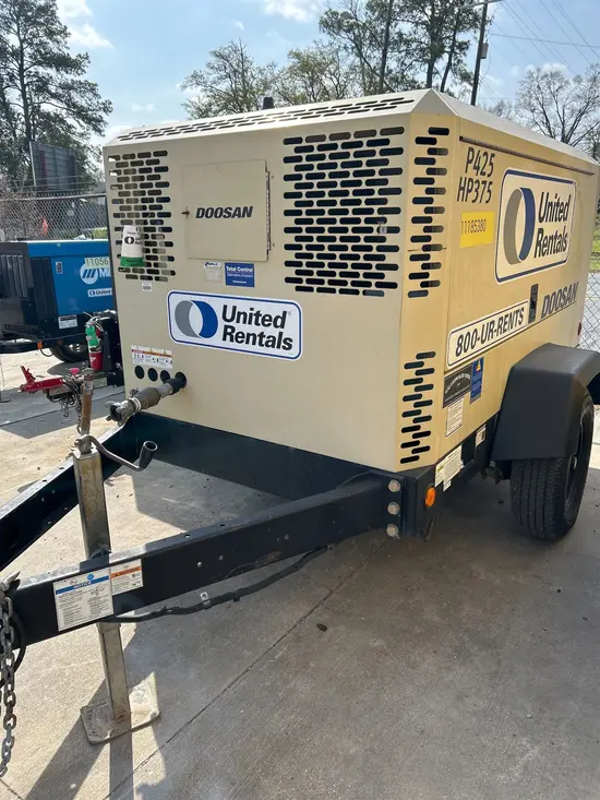 2021 Doosan P425/HP375WCUT4 Air Compressor