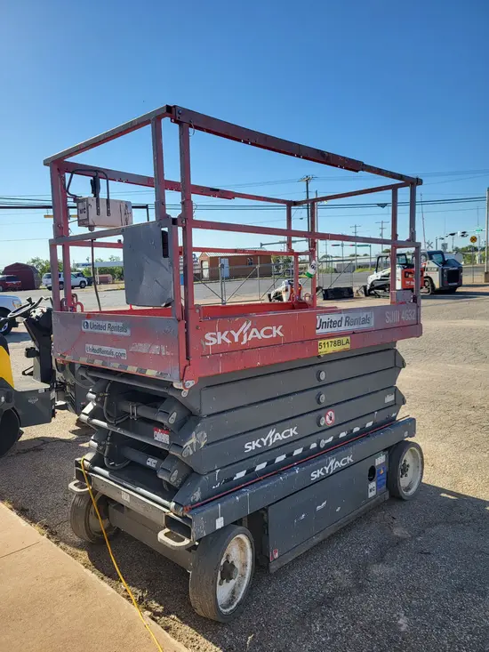 2017 Skyjack SJIII4632 Scissor Lift