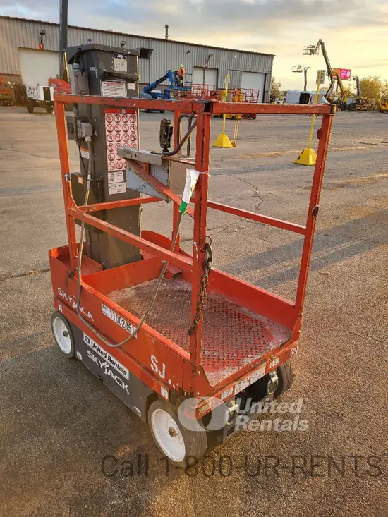 2019 Skyjack SJ12 Self-Propelled One-Person Lift