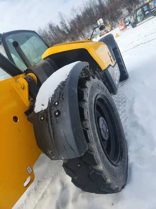 2022 JCB 509-42 Forklift