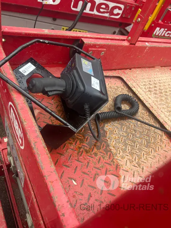2019 MEC MICRO 19 Scissor Lift